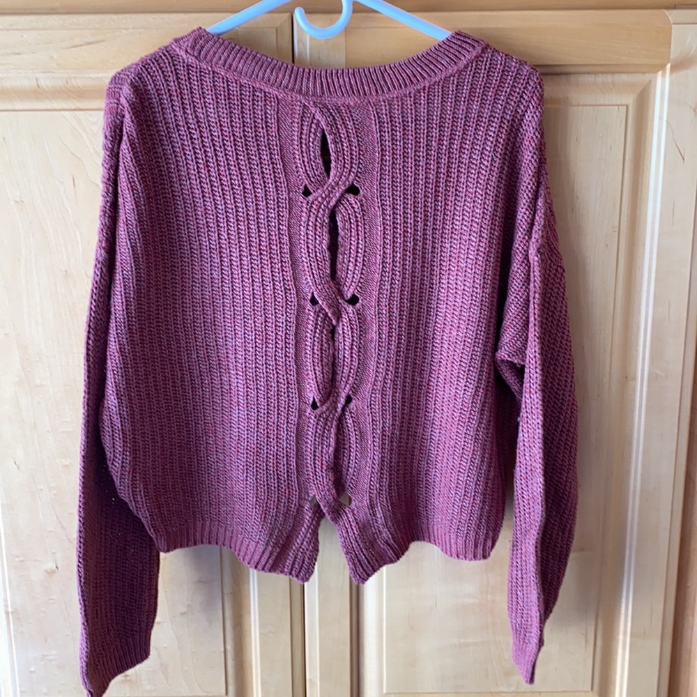 Express Sweater - Picture 5 of 6